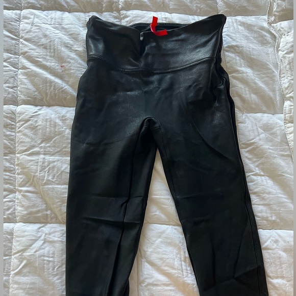 Spanx Faux Leather Leggings - Picture 5 of 8